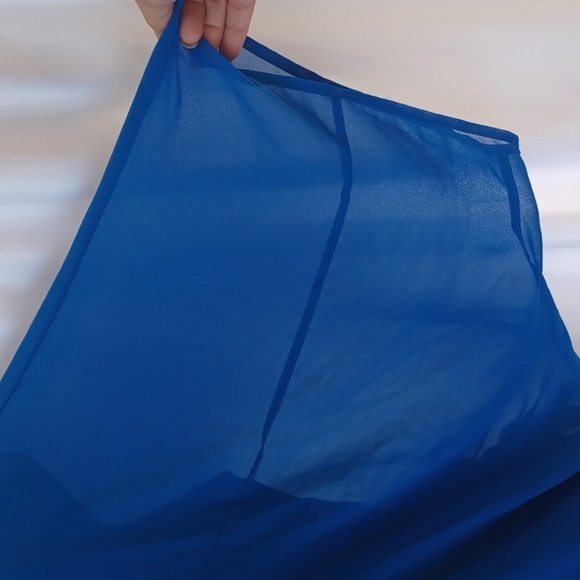 Express Blue  Sheer line Crepe Blouse, elastic waist - Picture 3 of 9